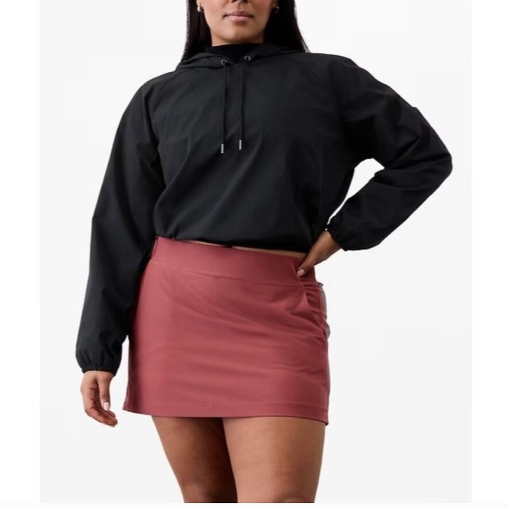 Brooklyn Mid Rise 13 1/2" Skort in Red Rock